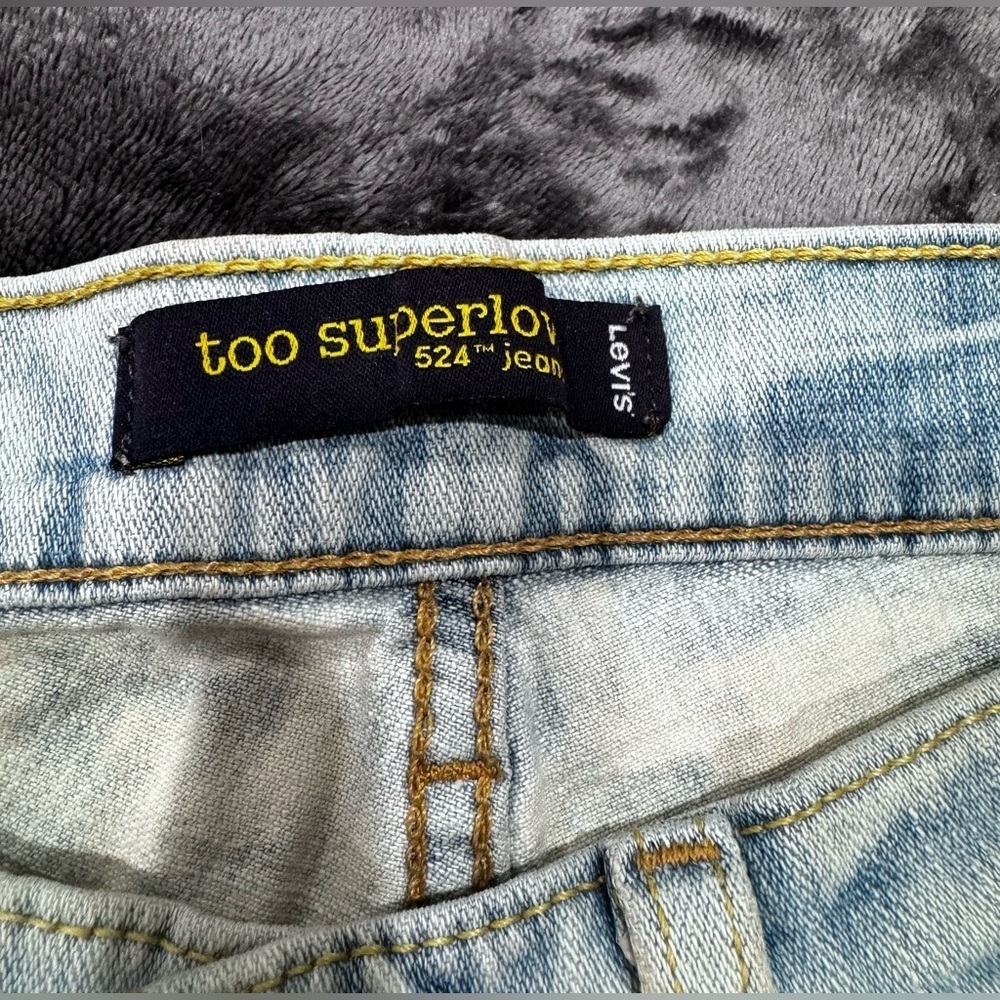 Shorts​​​ - Picture 3 of 6